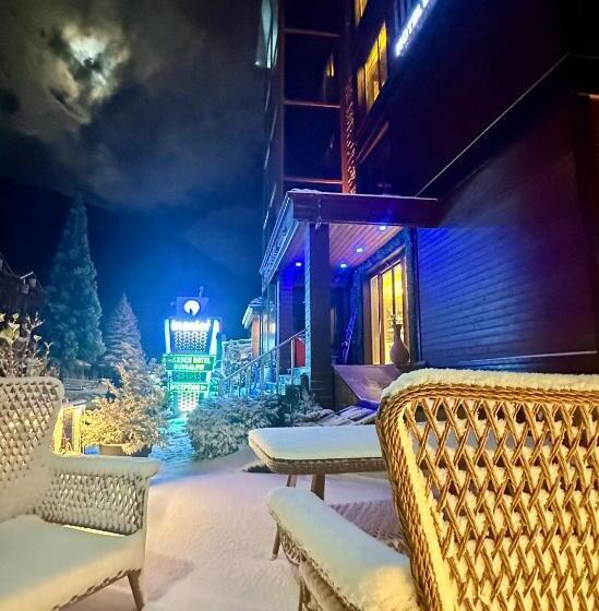 استراحتگاه Inanlar Garden Hotel & Bungalow