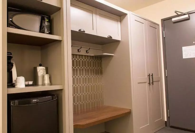 Holiday Inn Hotel & Suites   Mount Pleasant, An Ihg