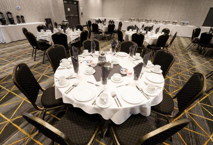 Holiday Inn Hotel & Suites   Mount Pleasant, An Ihg