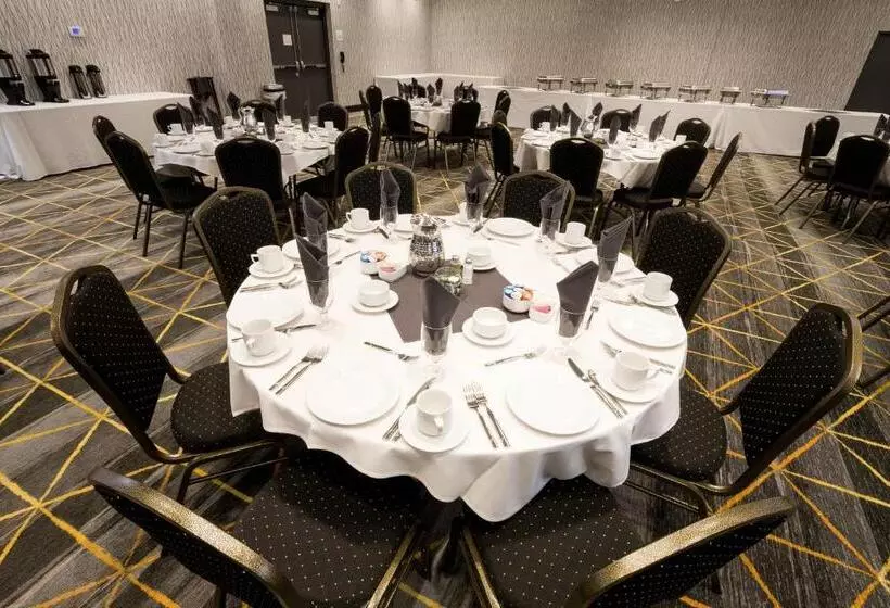 Holiday Inn Hotel & Suites   Mount Pleasant, An Ihg