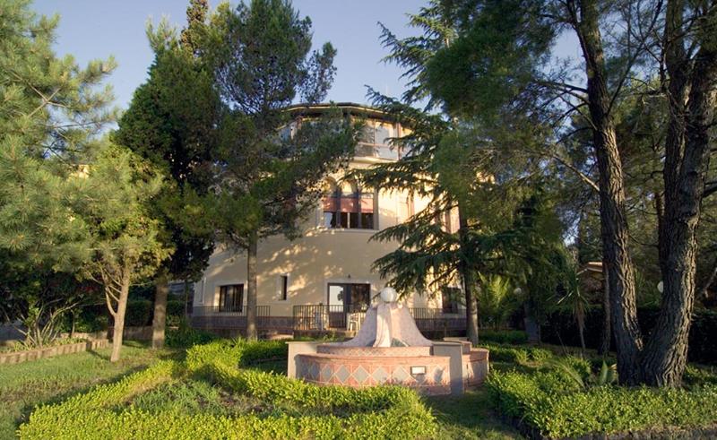 هتل Airone Wellness