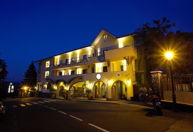 هتل Airone Wellness