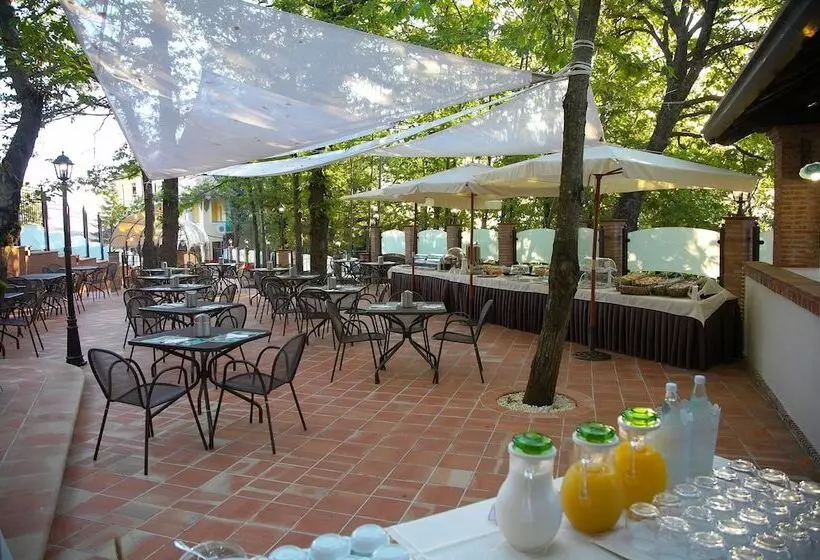 Отель Airone Wellness