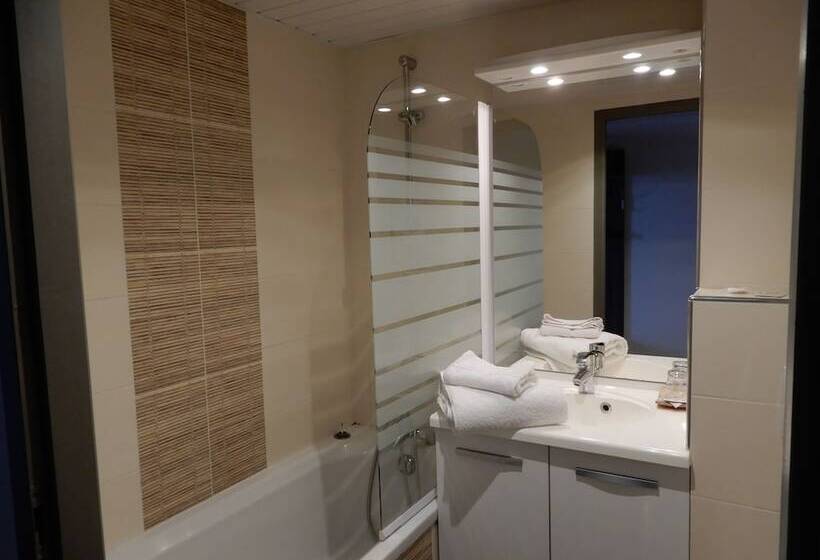 هتل Best Western Kobalt Annecy Nord   Epagny