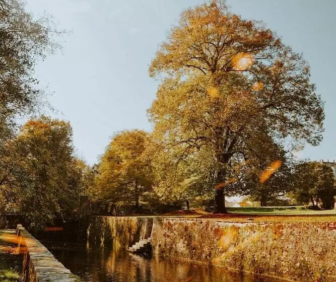 Отель Chateau De Crazannes