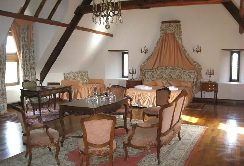 ホテル Château De La Colaissière