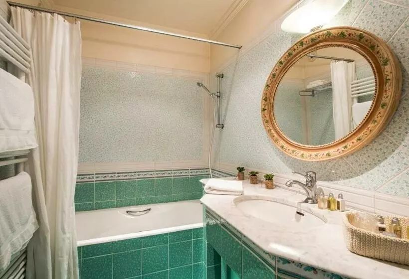 Отель Château De La Tour Du Puits