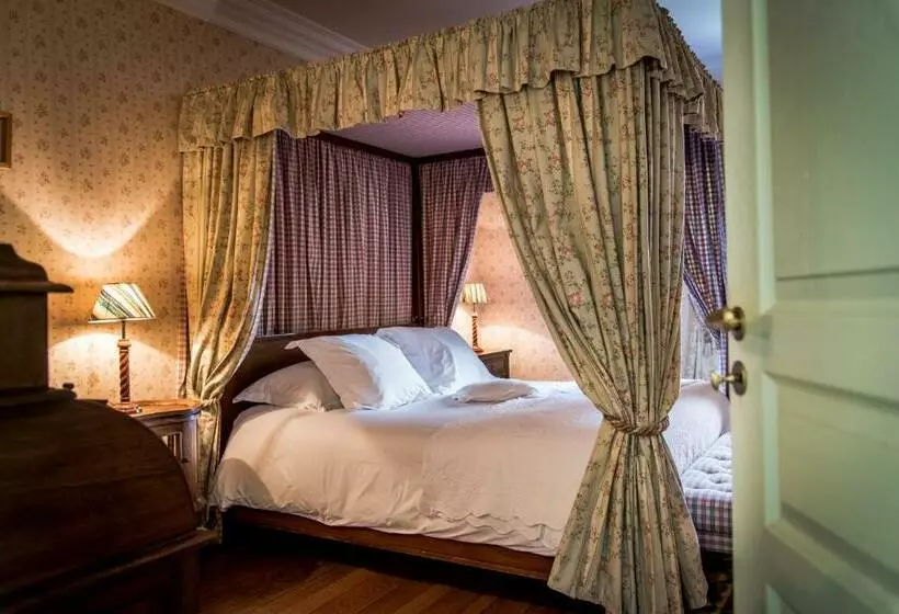 Отель Château De La Tour Du Puits