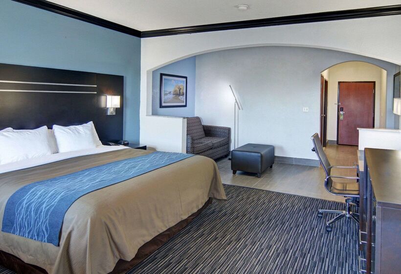 هتل Spark By Hilton Galveston