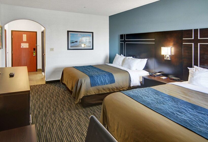 هتل Spark By Hilton Galveston