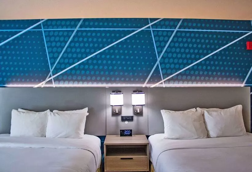 ホテル Comfort Inn & Suites Geneva West Chicago