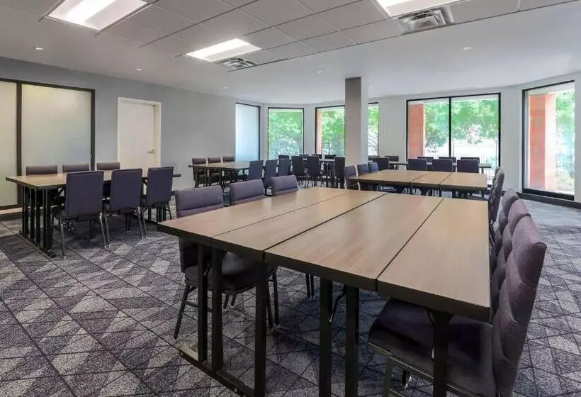 Отель Courtyard By Marriott Denver Golden/red Rocks