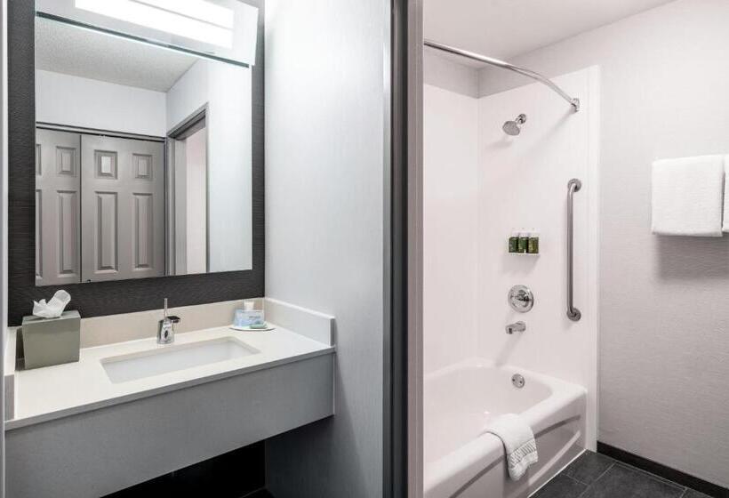 هتل Courtyard By Marriott Colorado Springs South