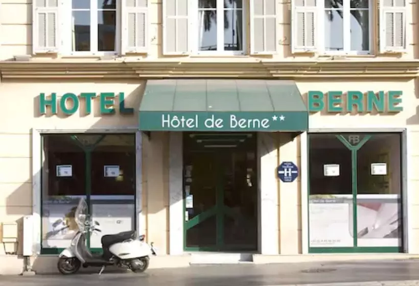 בית מלון כפרי De Berne