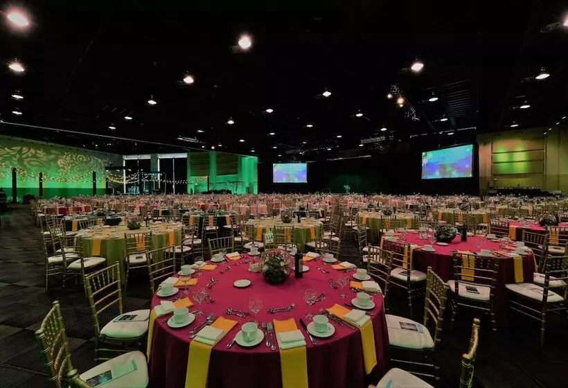 Even Hotel Chicago   Tinley Park   Convention Center, An Ihg