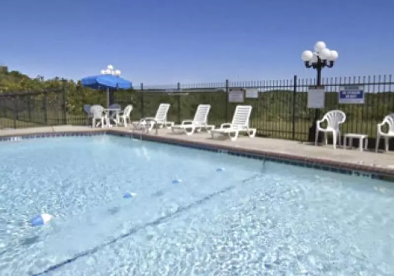 هتل Express Inn Eureka Springs