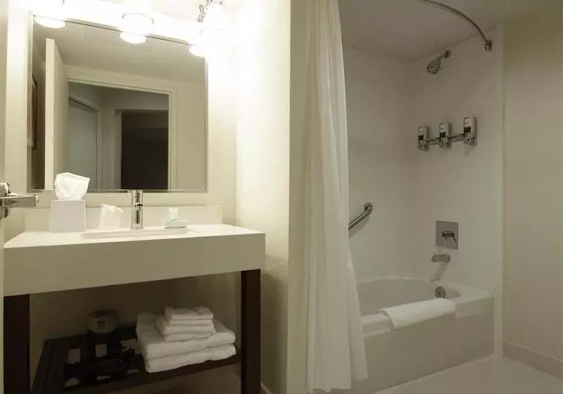 هتل Four Points By Sheraton Tallahassee Downtown