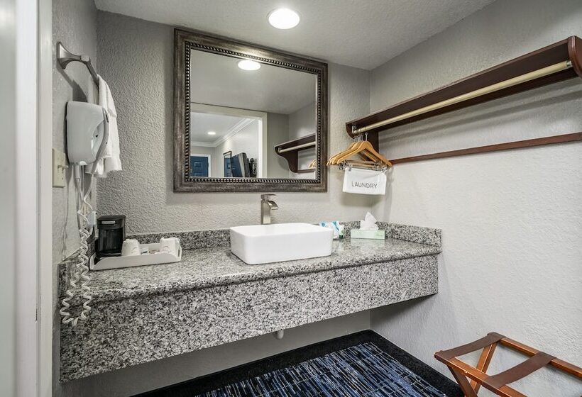 هتل Gatortown Inn