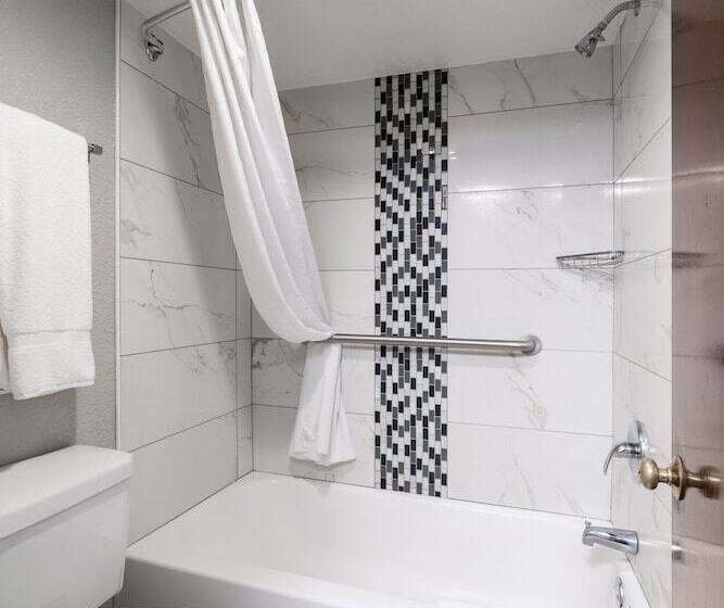 هتل Gatortown Inn