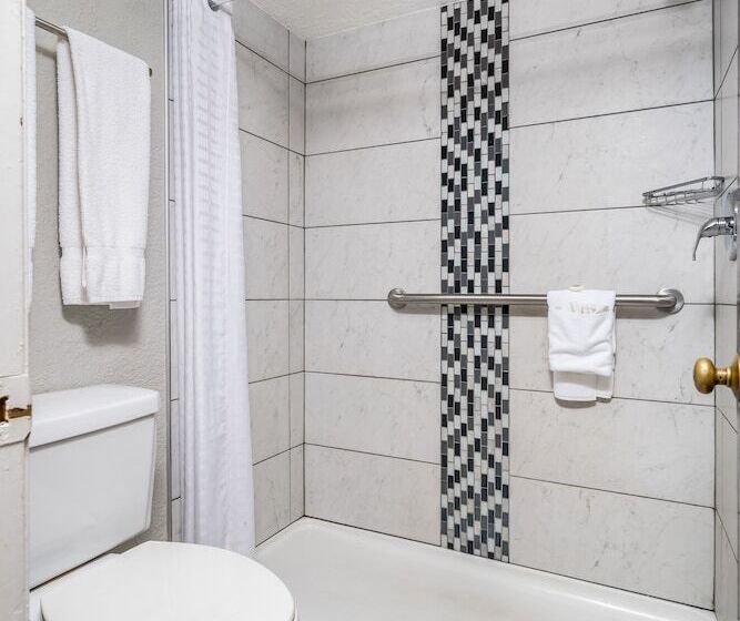 هتل Gatortown Inn