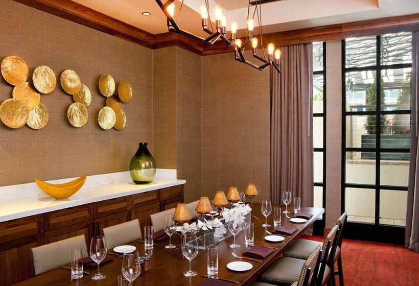 فندق Hilton Nashville Downtown