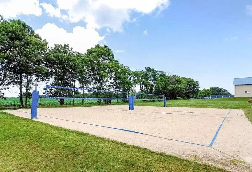 هتل Holiday Inn Express Greencastle, An Ihg