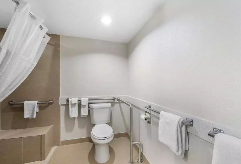 هتل Holiday Inn Express Greencastle, An Ihg