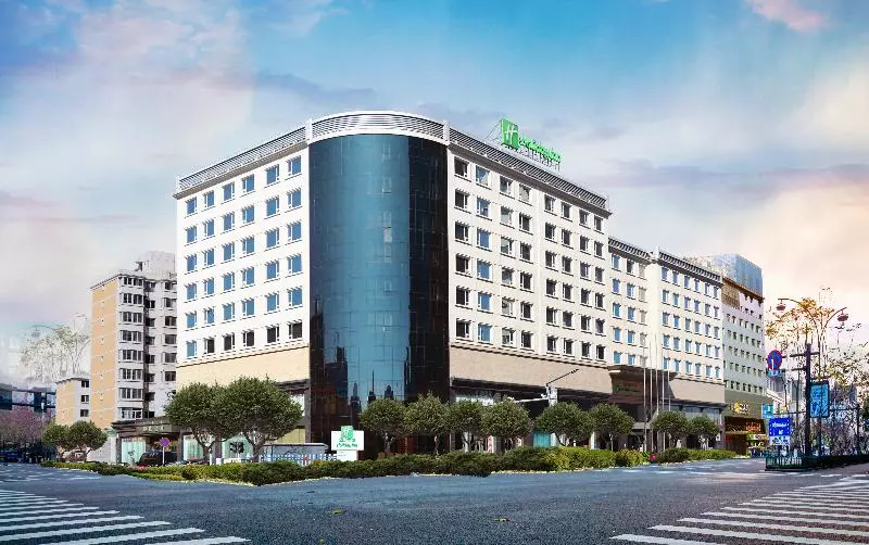 فندق Holiday Inn Hohhot By Ihg