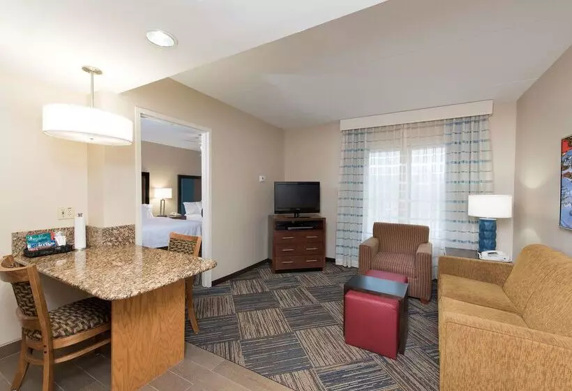 Hotel Homewood Suites By Hilton Columbus/airport