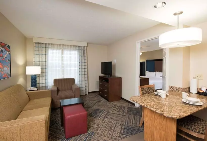 Hotel Homewood Suites By Hilton Columbus/airport