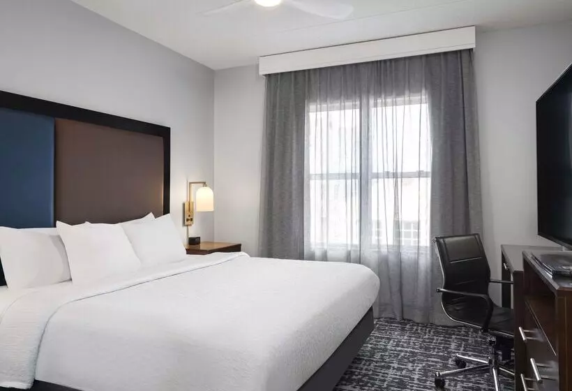 Hotel Homewood Suites By Hilton Columbus/airport
