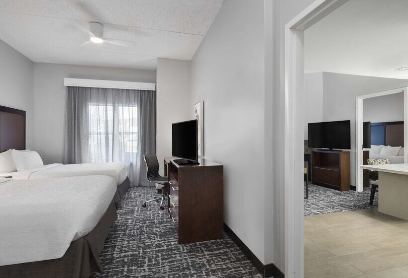 هتل Homewood Suites By Hilton Columbus/airport
