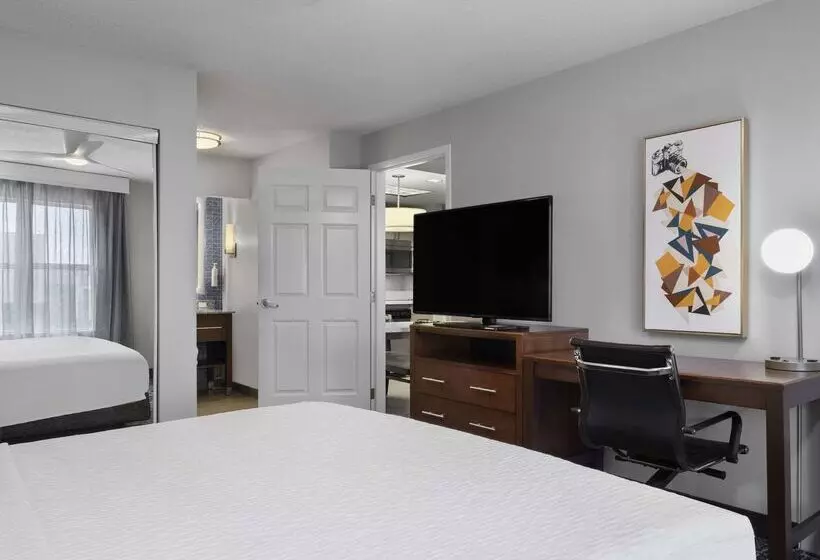 Hotel Homewood Suites By Hilton Columbus/airport