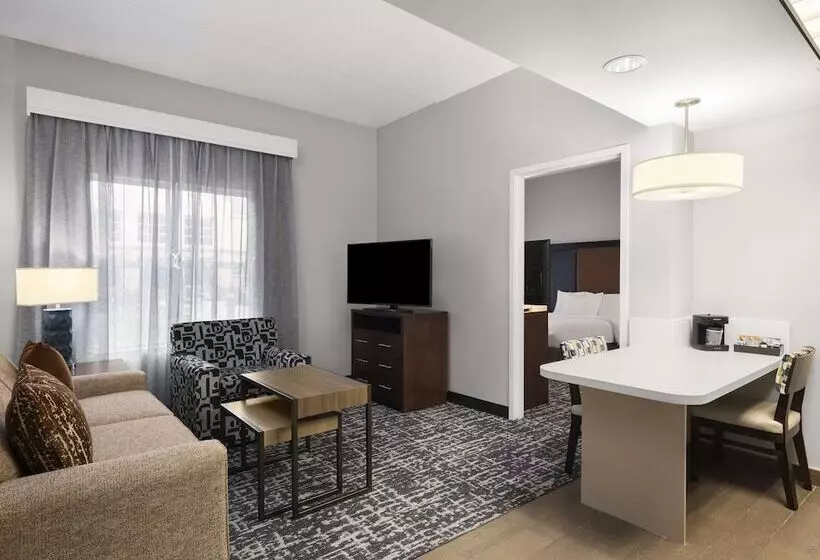 Hotel Homewood Suites By Hilton Columbus/airport