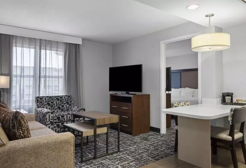 Hotel Homewood Suites By Hilton Columbus/airport