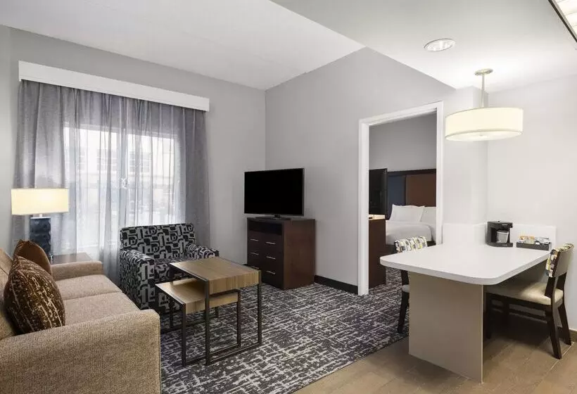 Hotel Homewood Suites By Hilton Columbus/airport