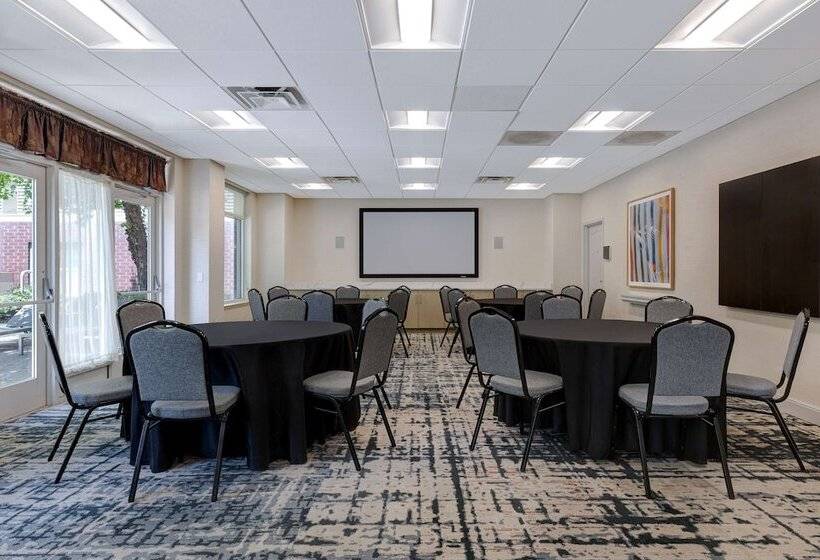 Отель Homewood Suites By Hilton Lansdale