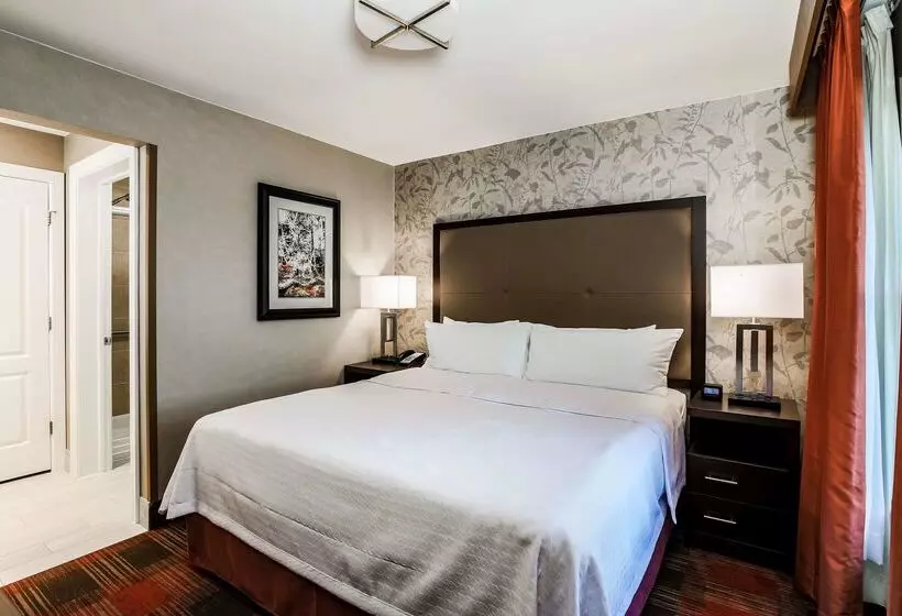 ホテル Homewood Suites Melville