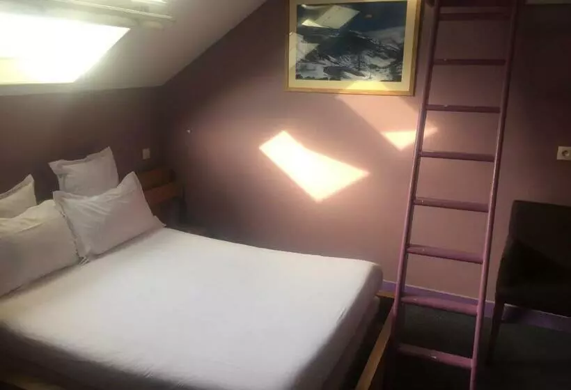 هتل Hôtel Du Parc Saint Charles