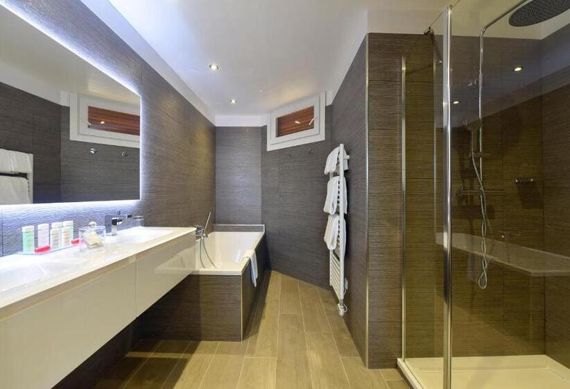 هتل Hôtel La Roya