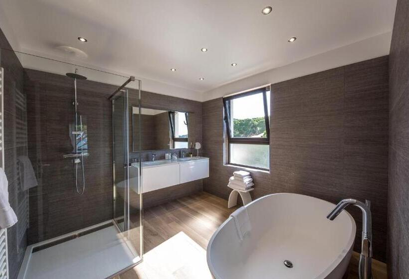 هتل Hôtel La Roya