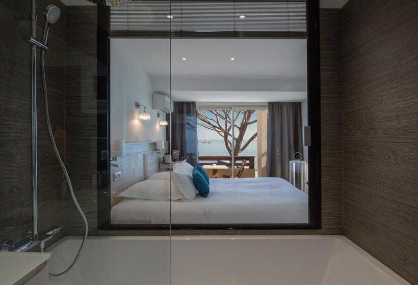 هتل Hôtel La Roya