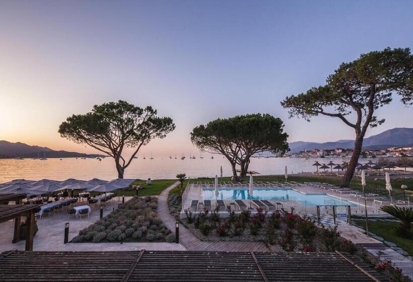 هتل Hôtel La Roya