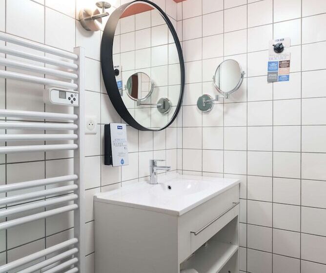 Hotel Kyriad Lyon Est – Saint Quentin Fallavier