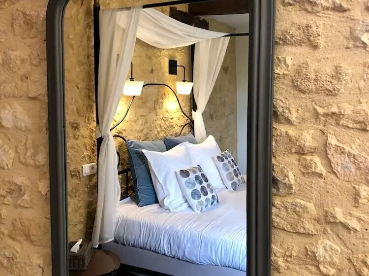 Отель La Villa Romaine