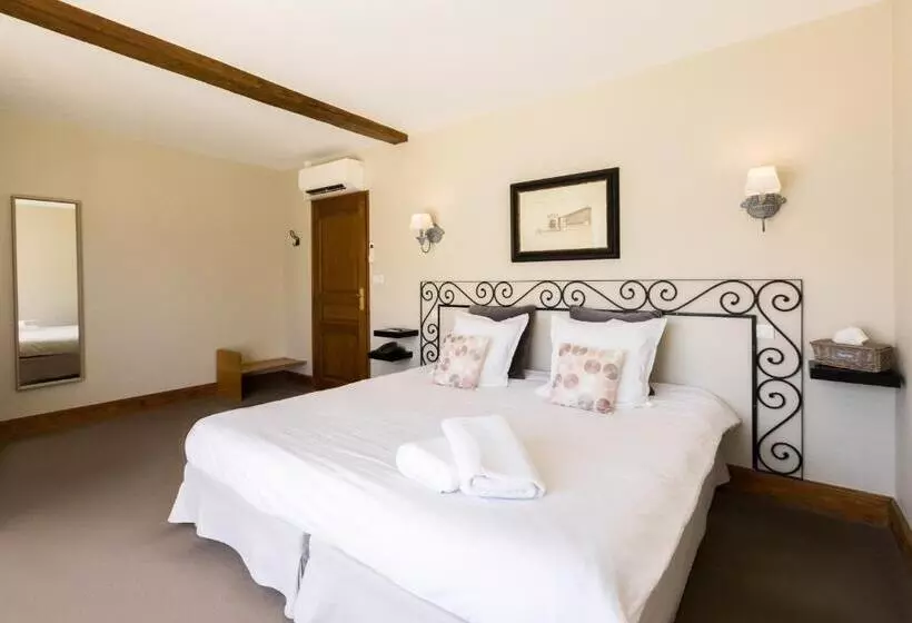 Отель La Villa Romaine