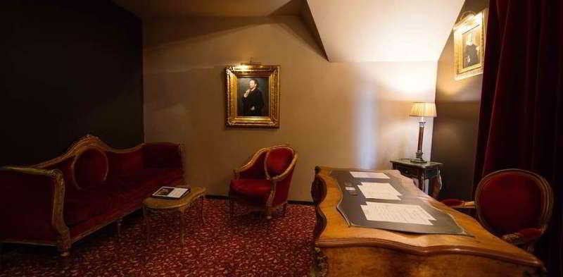 Hotel Le Manoir Des Ducs