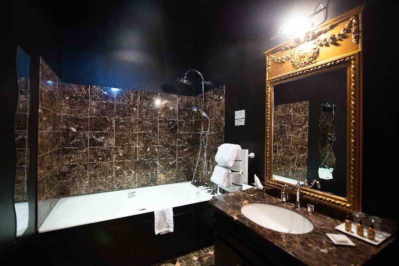 Hotel Le Manoir Des Ducs