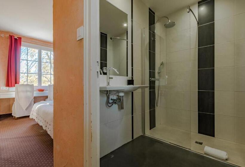 هتل Le Manoir De L Antiquite