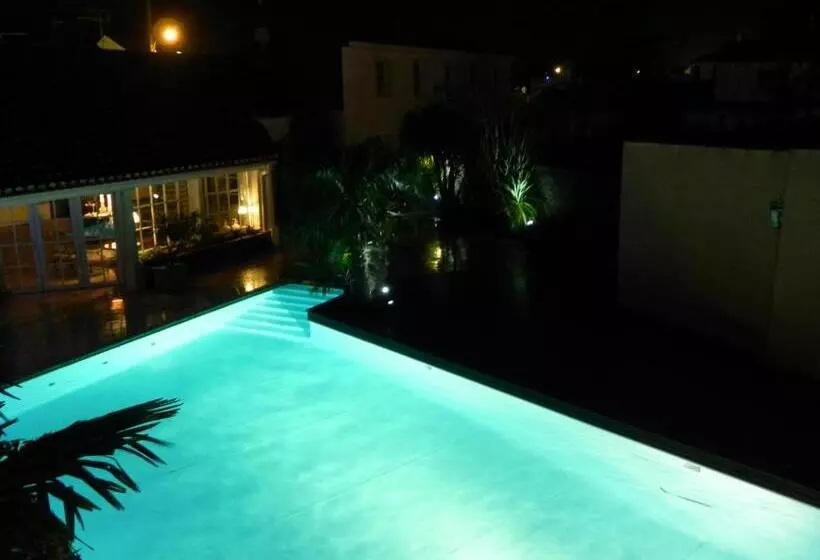 酒店 Le Manoir De L Antiquite